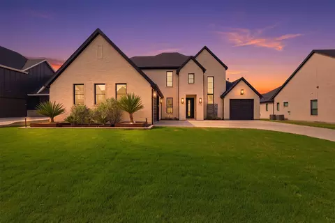 Exterior - 413 Trigger Trl, Argyle, TX 76226 photo 2 of 6