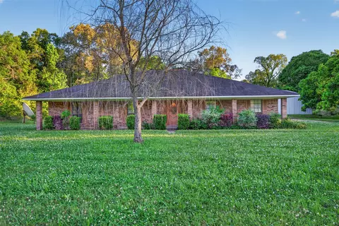 401 Cane Bend Dr, Haughton, LA 71037