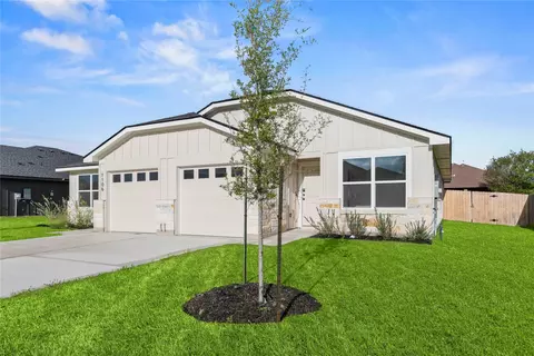 1102 College Ave, Troy, TX 76579