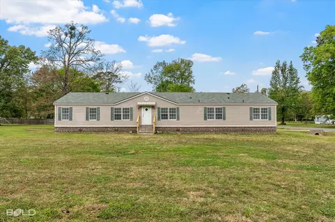 9690 E Shattalon Cir, Shreveport, LA 71106