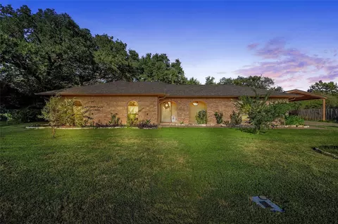 272 Locklar Loop, Waco, TX 76705