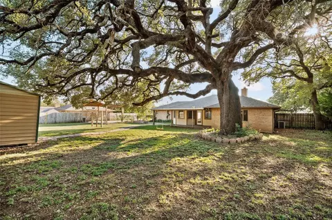 272 Locklar Loop, Waco, TX 76705 photo 30