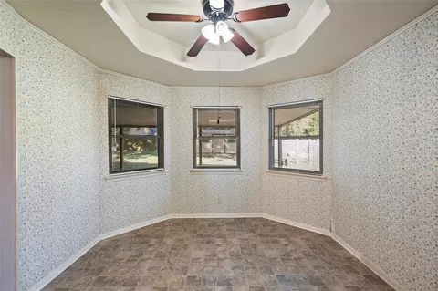 272 Locklar Loop, Waco, TX 76705 photo 15