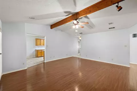 272 Locklar Loop, Waco, TX 76705 photo 11