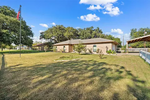 272 Locklar Loop, Waco, TX 76705 photo 3