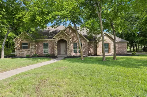 1151 Ashemore Ct, Midlothian, TX 76065