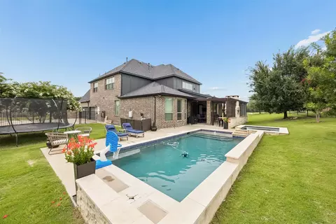 1513 Bearpath Way, Gunter, TX 75058