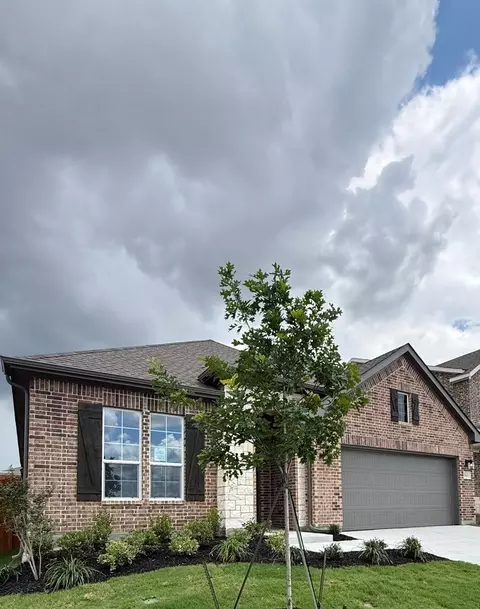 841 Elmstead Dr, Fort Worth, TX 76108