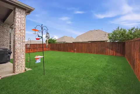 Exterior - 1429 Eclipse Rd, Aubrey, TX 76227 photo 3 of 7