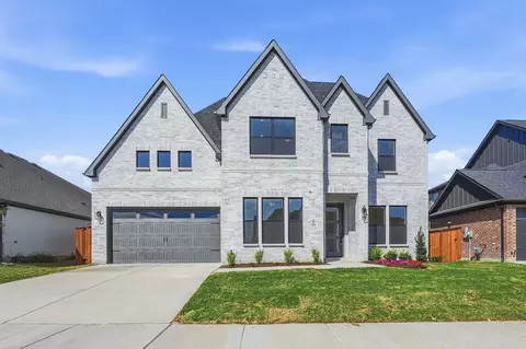 7444 Pondview Ln, Fort Worth, TX 76123