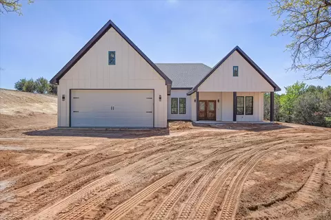 380 Schooner Way, Bluff Dale, TX 76433