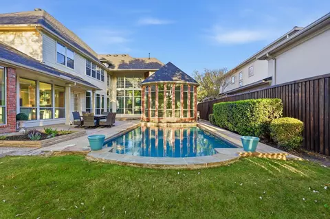 17431 Woods Edge Dr, Dallas, TX 75287
