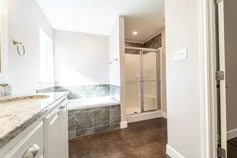 Bath - 357 Hog Eye Rd, Abilene, TX 79602 photo 3 of 5