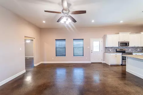 Living - 357 Hog Eye Rd, Abilene, TX 79602 photo 2 of 4