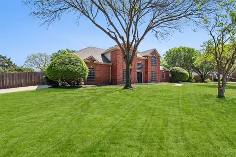 813 Saratoga Dr, Southlake, TX 76092