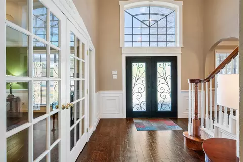 813 Saratoga Dr, Southlake, TX 76092