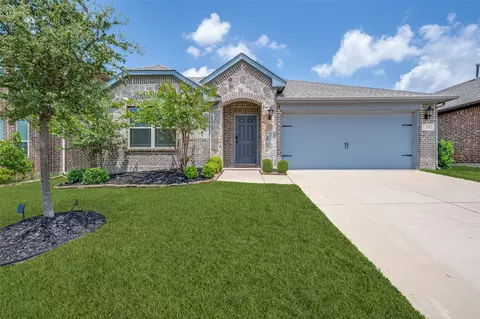 1305 Coyote Rdg, Aubrey, TX 76227