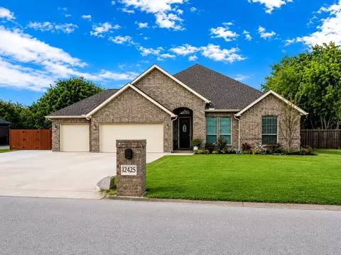 12425 Geraldine Dr, Fort Worth, TX 76126