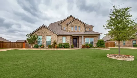 5605 S 14th St, Midlothian, TX 76065