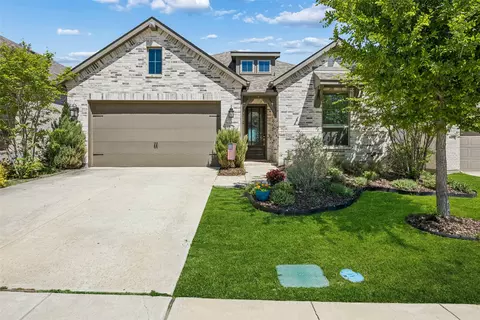 9421 Leisure Pace Ln, Oak Point, TX 75068