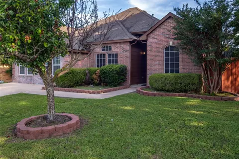 708 Valley Ct, Royse City, TX 75189