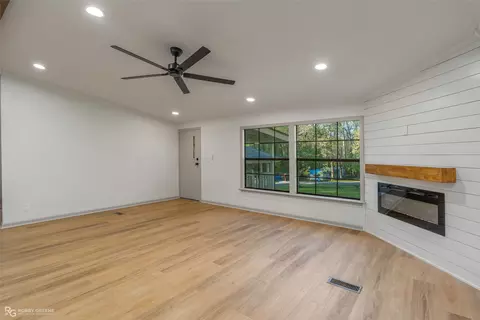 711 Lawrence Dr, Haughton, LA 71037 photo 5