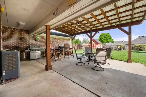 2800 Coventry Rd, Crowley, TX 76036