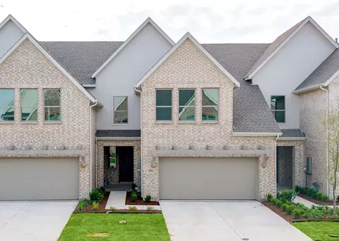 3550 Pierce Ln, Grand Prairie, TX 75052