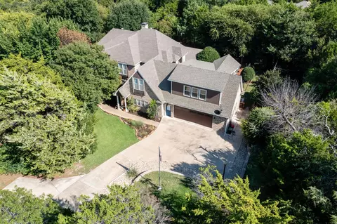 904 Mobley Rd, Cedar Hill, TX 75104