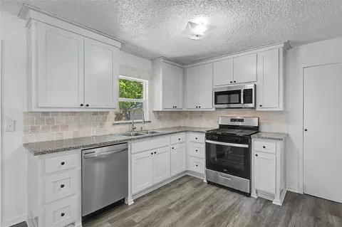 316 W 4th Ter, Springtown, TX 76082