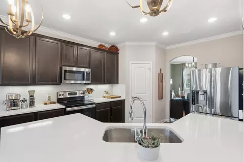 Kitchen - 2901 Gilchrist Dr, Lorena, TX 76655 photo 2 of 3