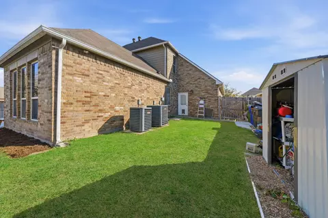 Exterior - 2901 Gilchrist Dr, Lorena, TX 76655 photo 5 of 5