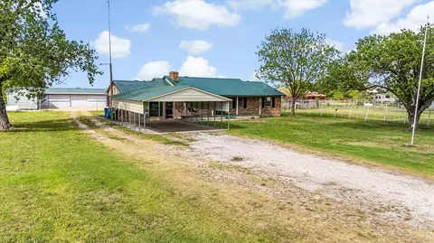 2310 Drain Dr, St Paul, TX 75098