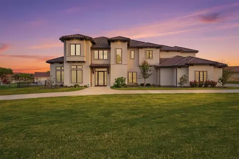 1611 Monterey Bay Ct, Granbury, TX 76048