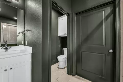Bath - 10405 Aquilla Trl, Waco, TX 76708 photo 5 of 8