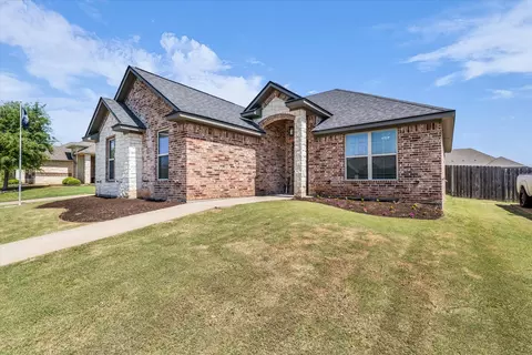 Exterior - 10405 Aquilla Trl, Waco, TX 76708 photo 4 of 7