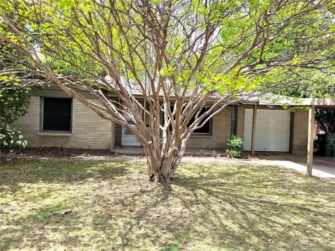 504 S Judd St, White Settlement, TX 76108