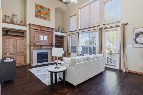 8012 Barrymoore Ln, Plano, TX 75025