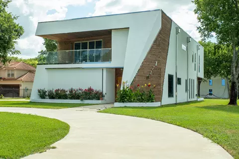 1719 Right Field Ct, Cedar Hill, TX 75104