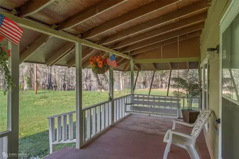 Exterior - 121 Willow St, Heflin, LA 71039 photo 6 of 7