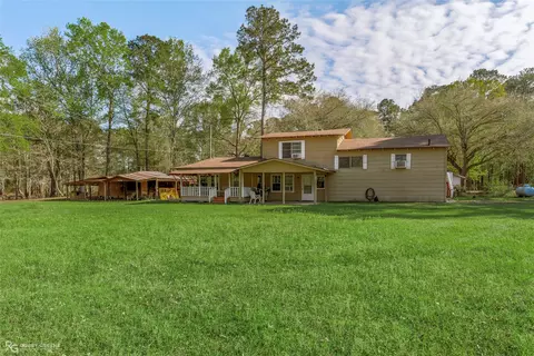 Exterior - 121 Willow St, Heflin, LA 71039 photo 3 of 7