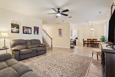 6717 Cold Water Dr, Waco, TX 76712
