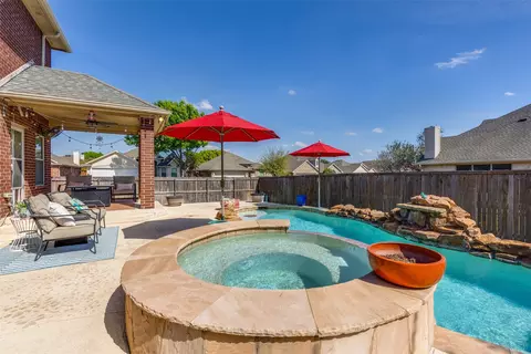 4838 Stetson Dr N, Fort Worth, TX 76244