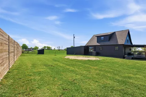 1865 Old Denton Hwy, Decatur, TX 76234