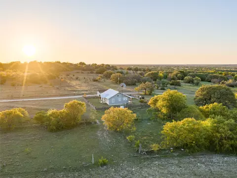 000 Fm 1702, Gustine, TX 76455