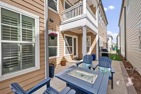 Exterior - 738 E Main St, Coppell, TX 75019 photo 5 of 6