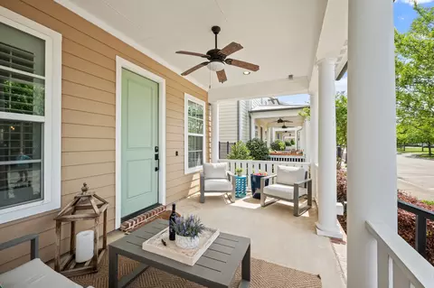 Exterior - 738 E Main St, Coppell, TX 75019 photo 3 of 6