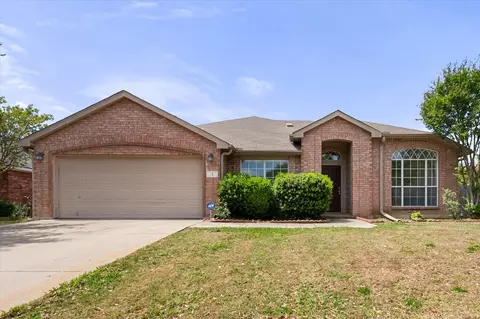 1 Boltes Ct, Mansfield, TX 76063