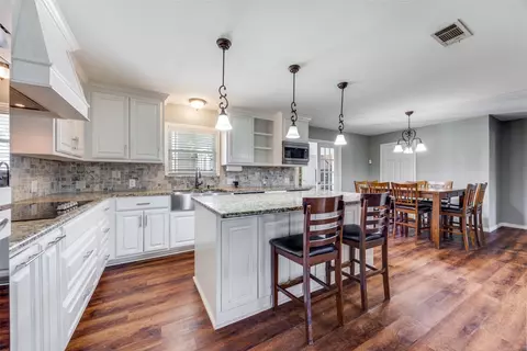 54 Doty Ln, Denison, TX 75021