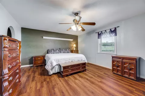Bedroom - 54 Doty Ln, Denison, TX 75021 photo 3 of 5